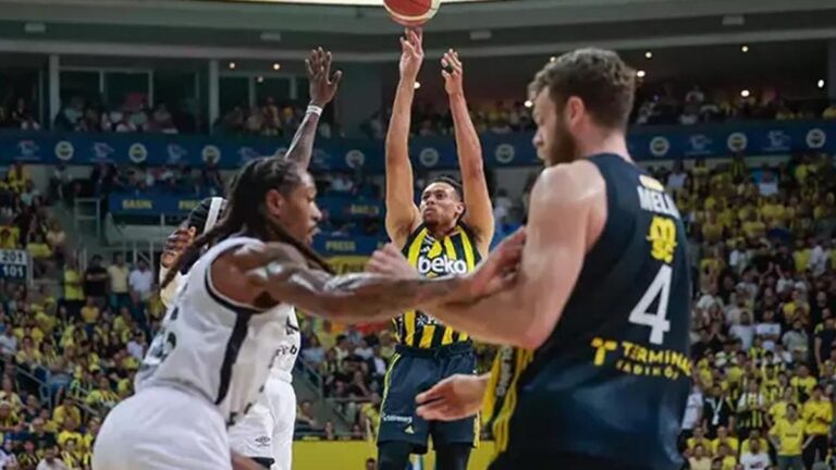 Basketbol Süper Ligi'nde Fennerbahce Beko Şampiyonu! Beşiktaş finalde Fibabanka'yı yendi