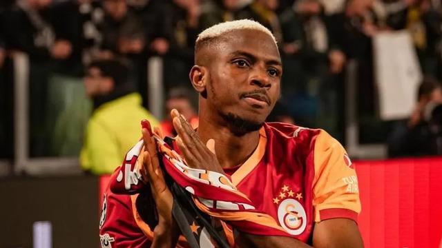 Victor Osimhen’den rakipleri kızdıracak açıklama! “Biz en iyisiyiz”